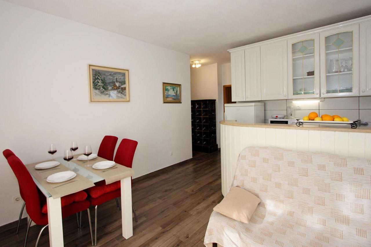 Appartement Omo 1 Supetar