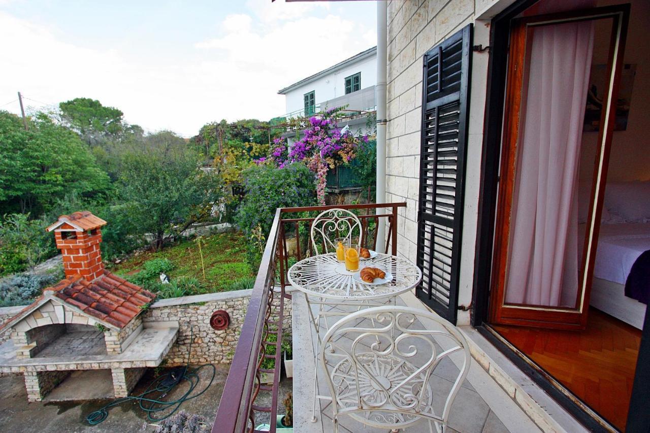 Omo 1 Appartement Supetar